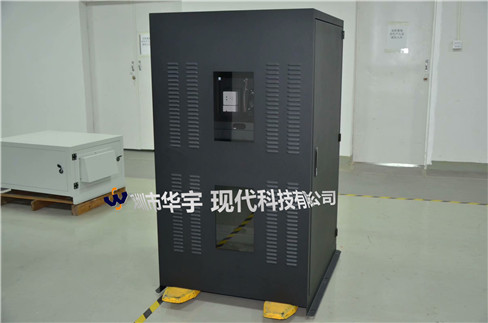 我司21號(hào)發(fā)貨浙江，為浙江某公司提供定制款恒溫恒濕戶(hù)外投影儀安裝柜(圖2)