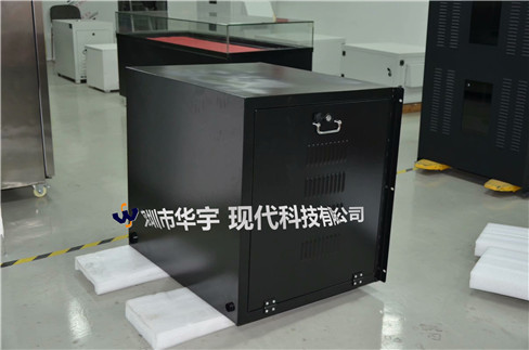 我司21號(hào)發(fā)貨浙江，為浙江某公司提供定制款恒溫恒濕戶(hù)外投影儀安裝柜(圖3)